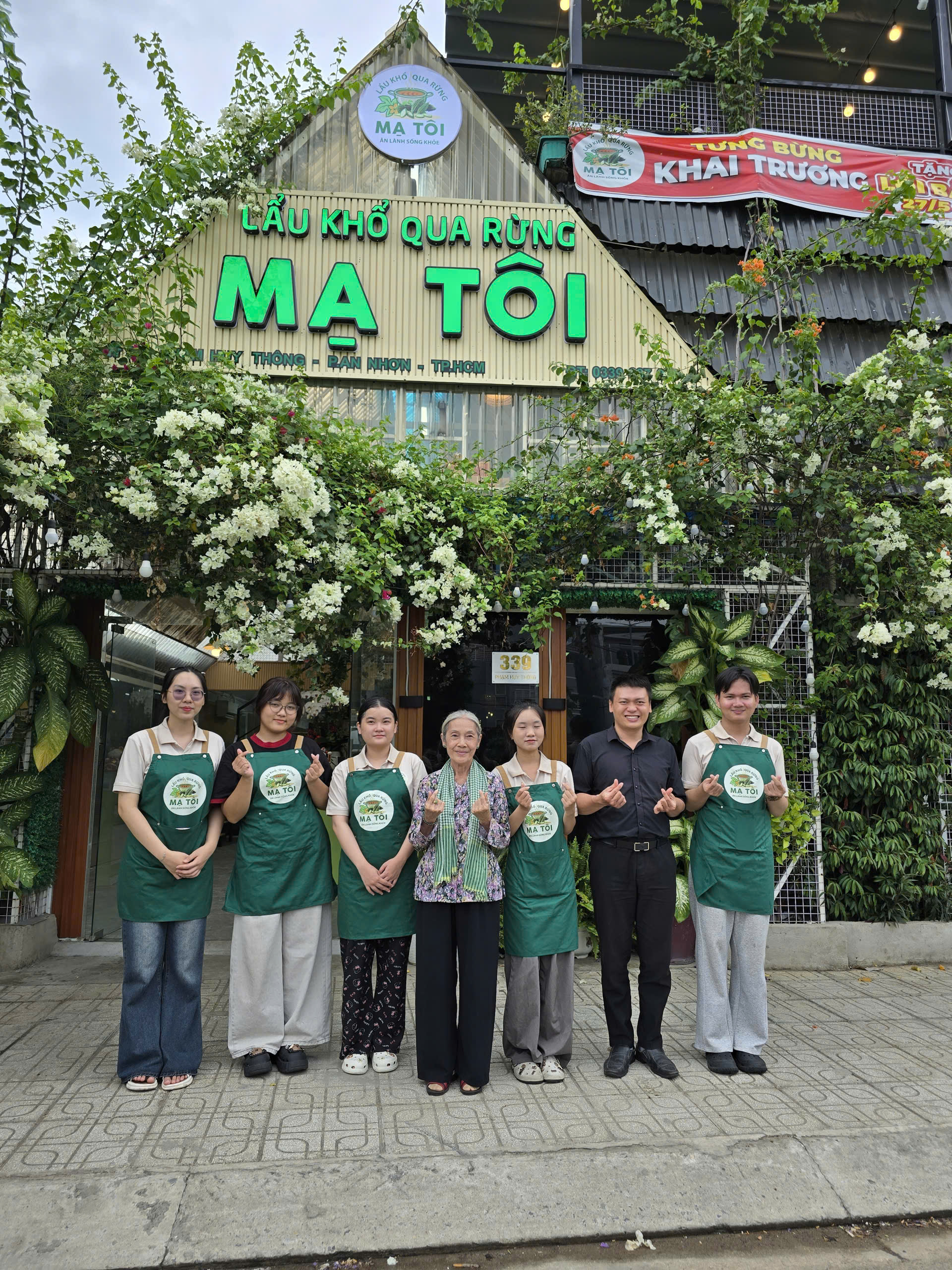 Mạ Tôi Gò Vấp - Lẩu Khổ Qua Rừng 339 Phạm Huy Thông - Không gian ngoài trời