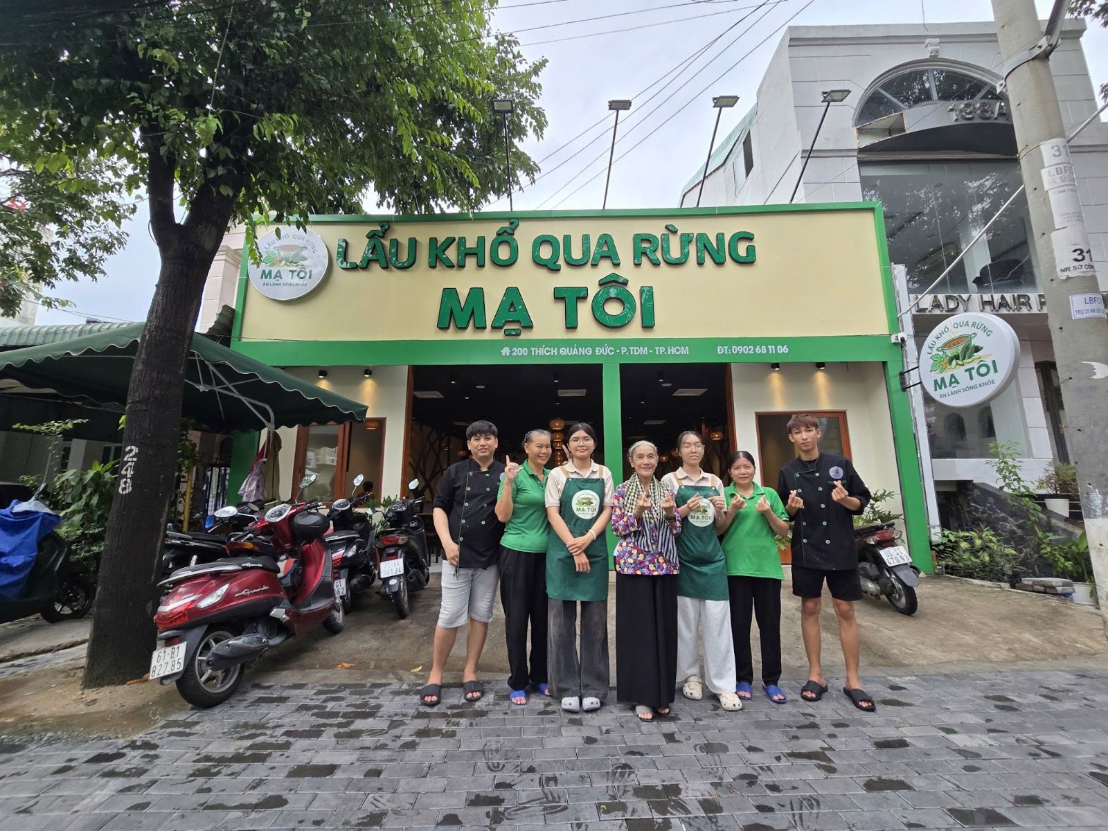 Mạ Tôi Bình Dương - Lẩu Khổ Qua Rừng 200 Thích Quảng Đức - Không gian ngoài trời